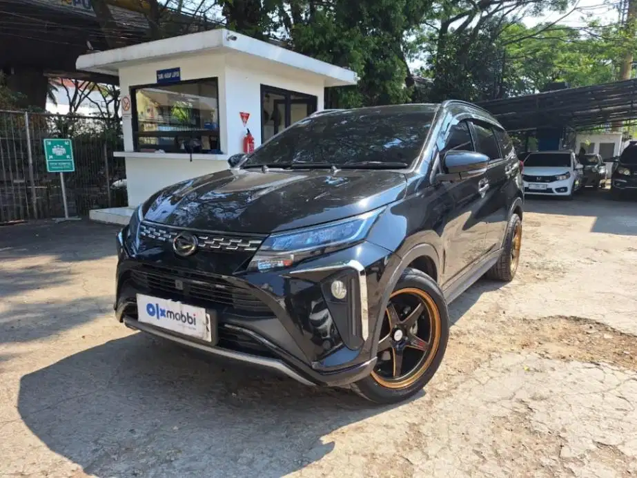 LOW DP Daihatsu Terios 1.5 R ADS Bensin-AT 2023 XHR