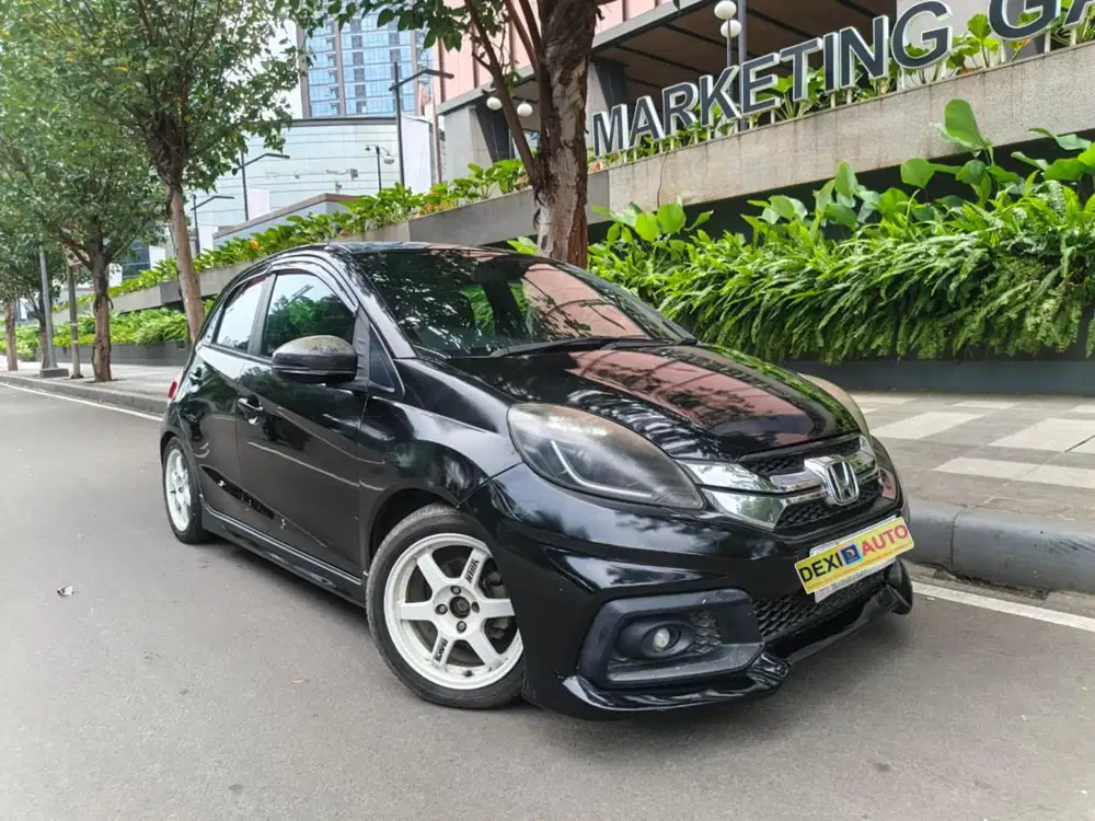 (KM40000) HONDA BRIO RS MANUAL 2018 NIK 2017 ISTIMEWA KM RENDAH!!