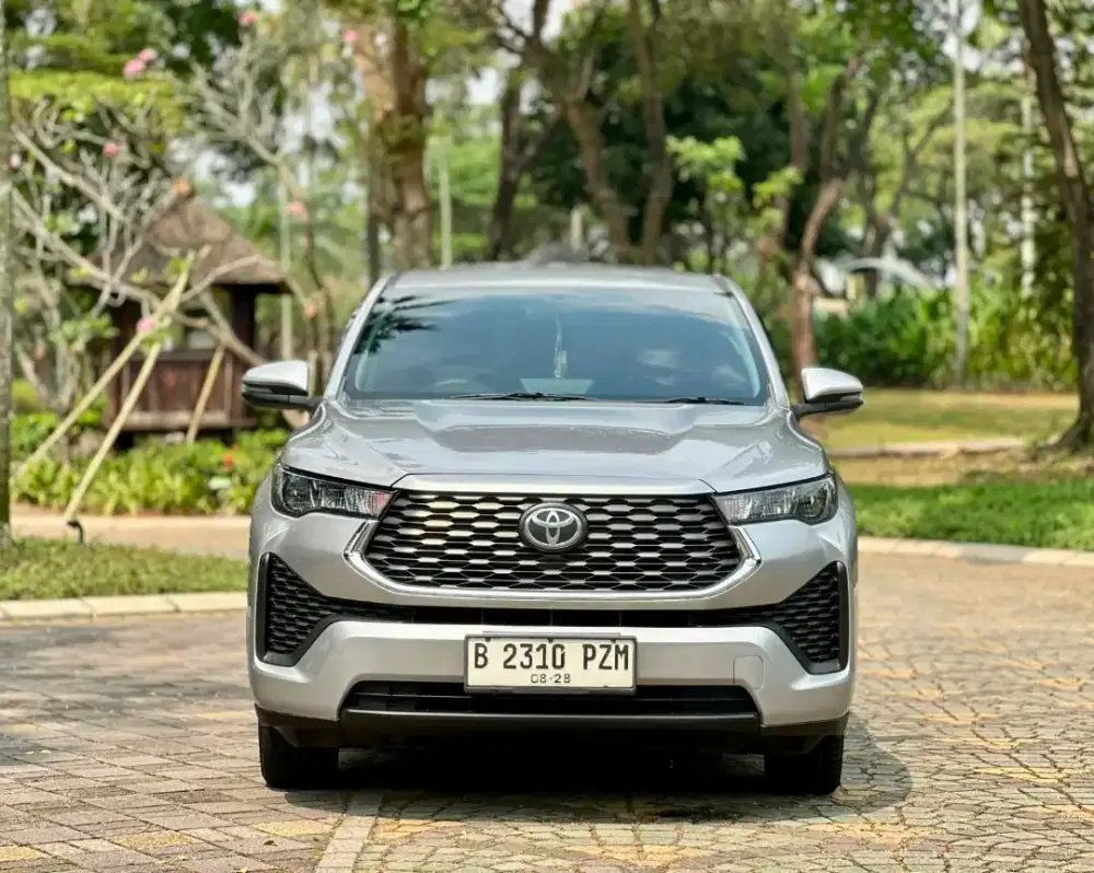 TOYOTA INNOVA ZENIX 2.0 G HYBRID AT 2023 SILVER