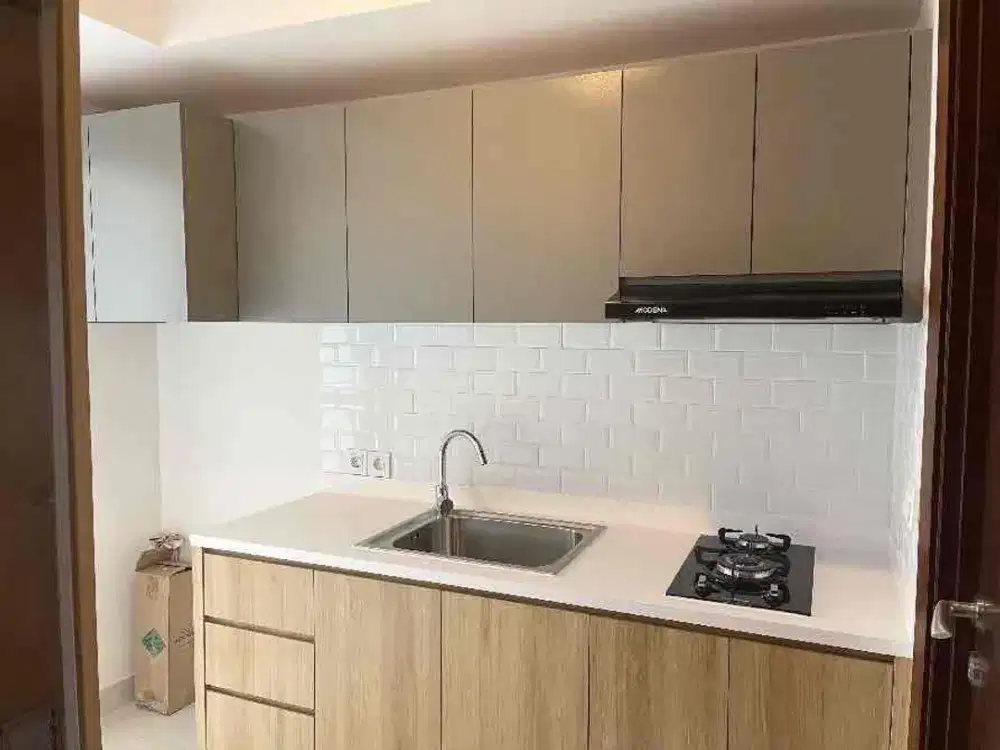 Disewakan apartemen mewah bersih 1 BR full furnish siap huni di The Kensington kelapa gading jakarta utara