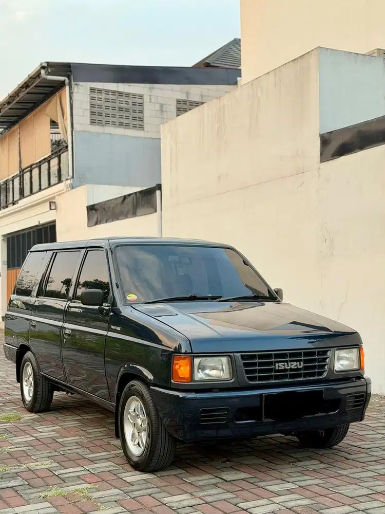Isuzu Panther Royale orinan