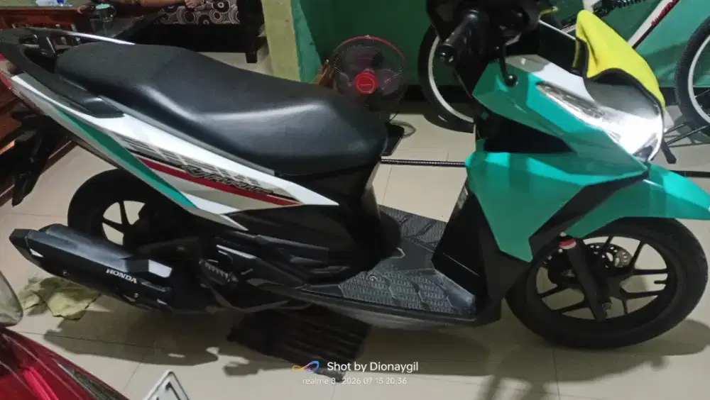 Vario led old 125 warna asli putih muluss