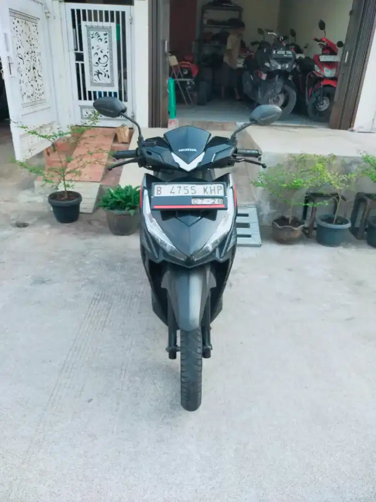 VARIO LED OLD 125 2018 HITAM ORIGINAL MULUS