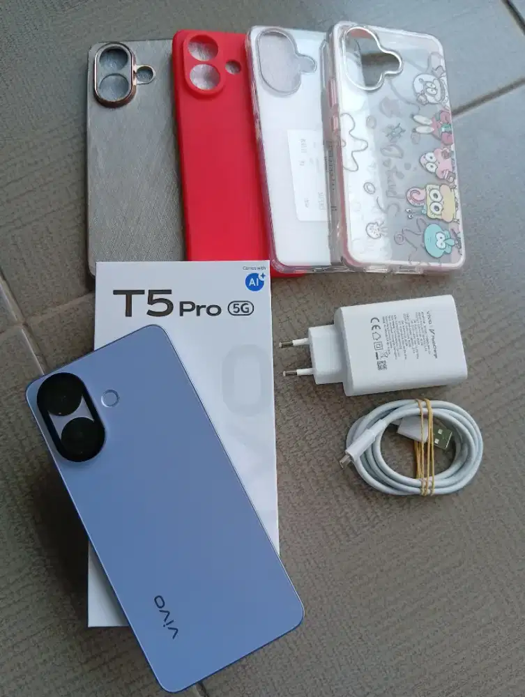 Vivo T5 pro 5G 8+8GB- 256GB like new