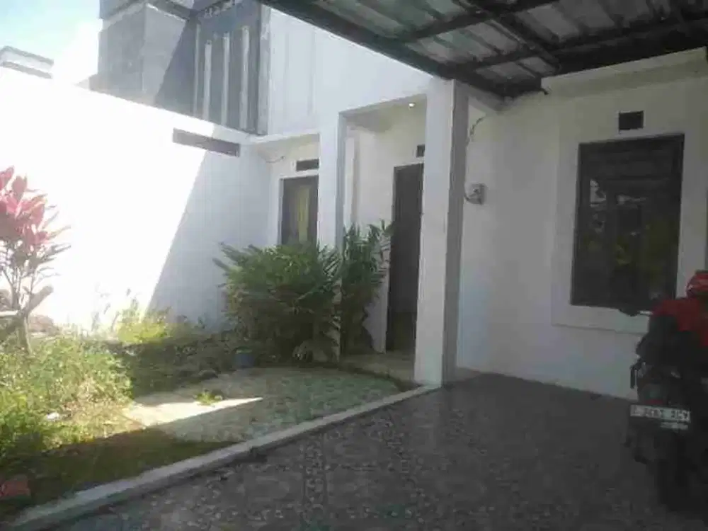 jual cepat rumah murah 600 jtan siap huni di Ciwastra dkt Summarecon