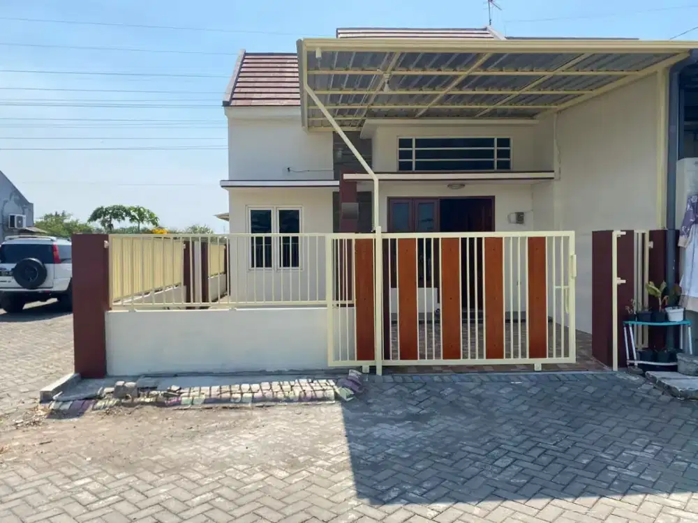 Dijual Rumah HOOK Full Renovasi Lingkungan Nyaman dan Asri Perum De Java Griya Gedangan Sidoarjo
