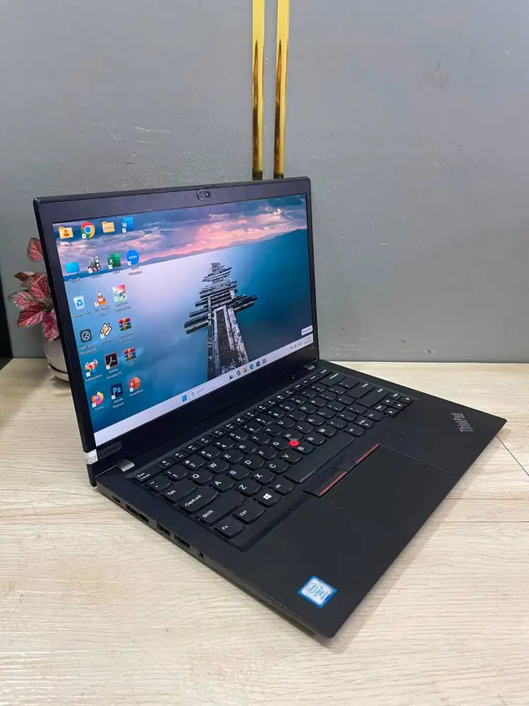 Lenovo Thinkpad T490s Core i7-8665U RAM 16GB 14inch N-ETM