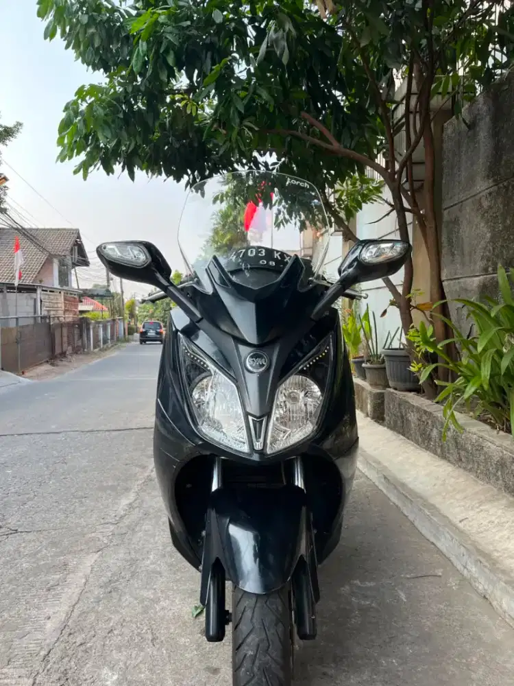 Dijual SYM GTS 250i