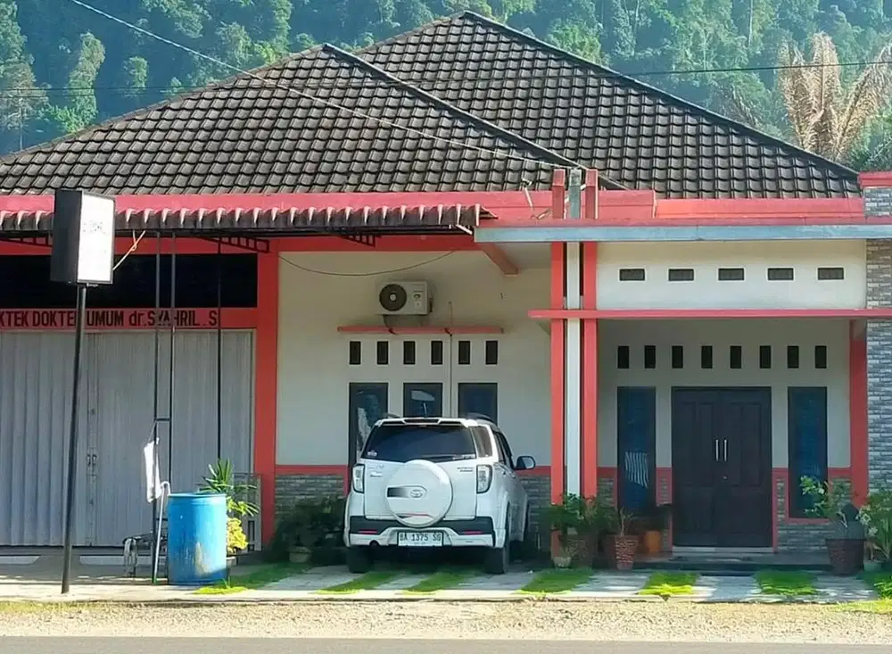 Dijual Rumah + Tempat Usaha Strategis