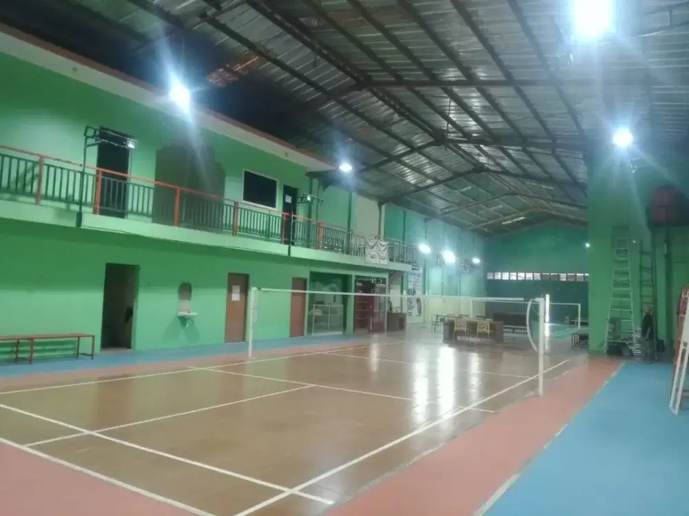 Di Sewakan GOR Bulutangkis di Pinggir Jalan Raya Perjuangan Warung Bongkok, Sukadanau Cikarang Barat