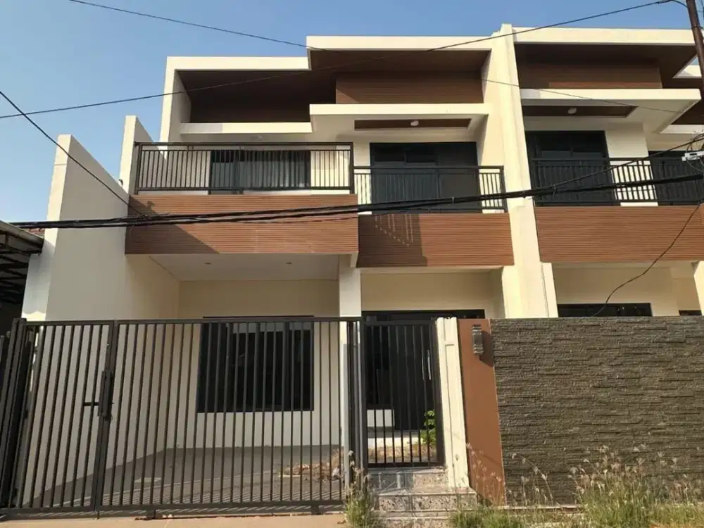 RUMAH SUKOLILO DIAN REGENCY NEW MINIMALIS HADAP UTARA ( ADA 2 UNIT )