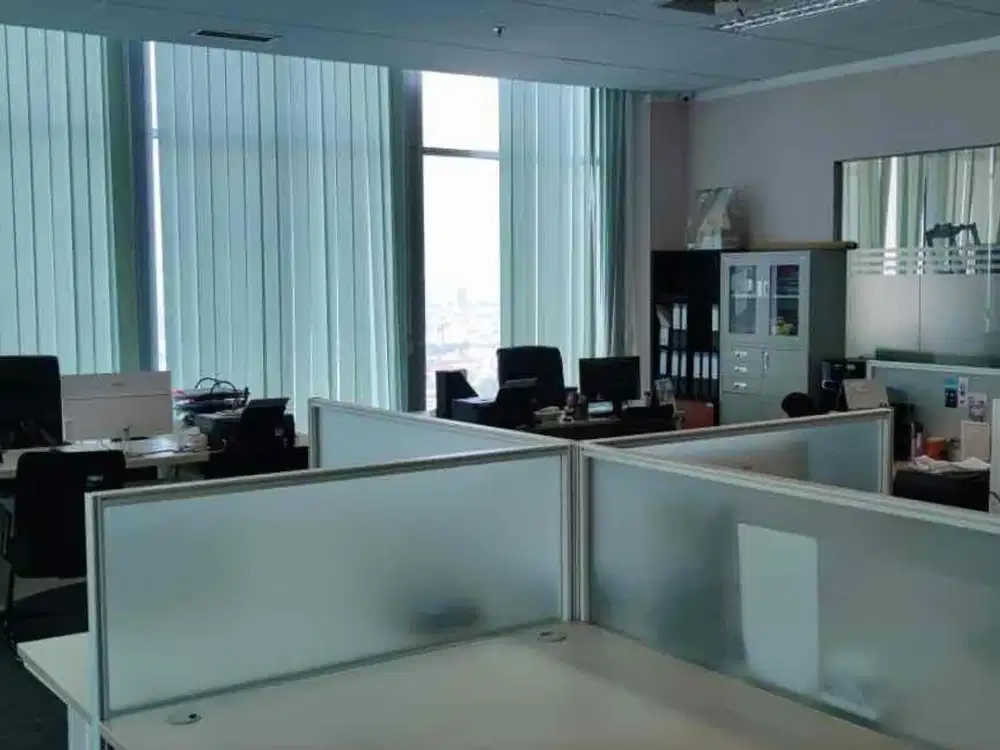 Dijual cepat office space eksklusif siap pakai di Kirana Two Office Tower kelapa gading