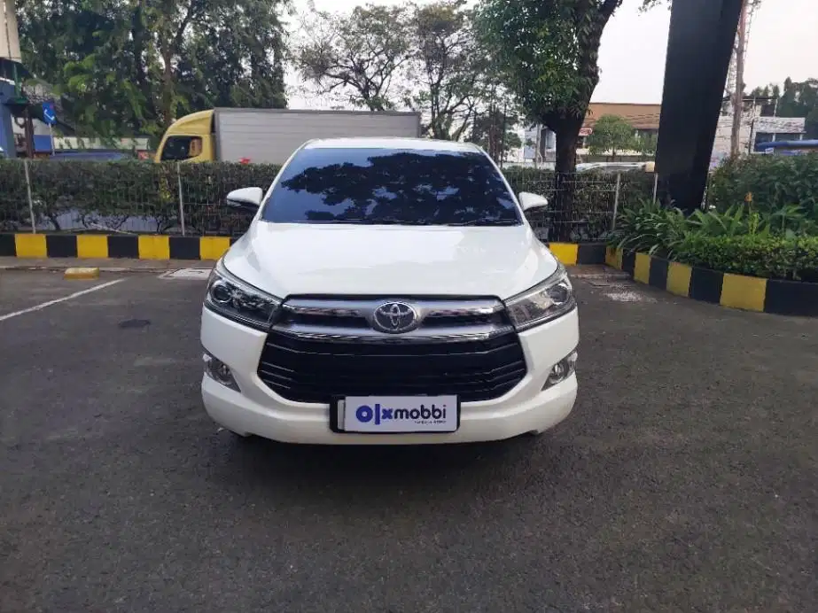 LOW DP Toyota Kijang Innova 2.4 V Solar-AT 2019 BYT