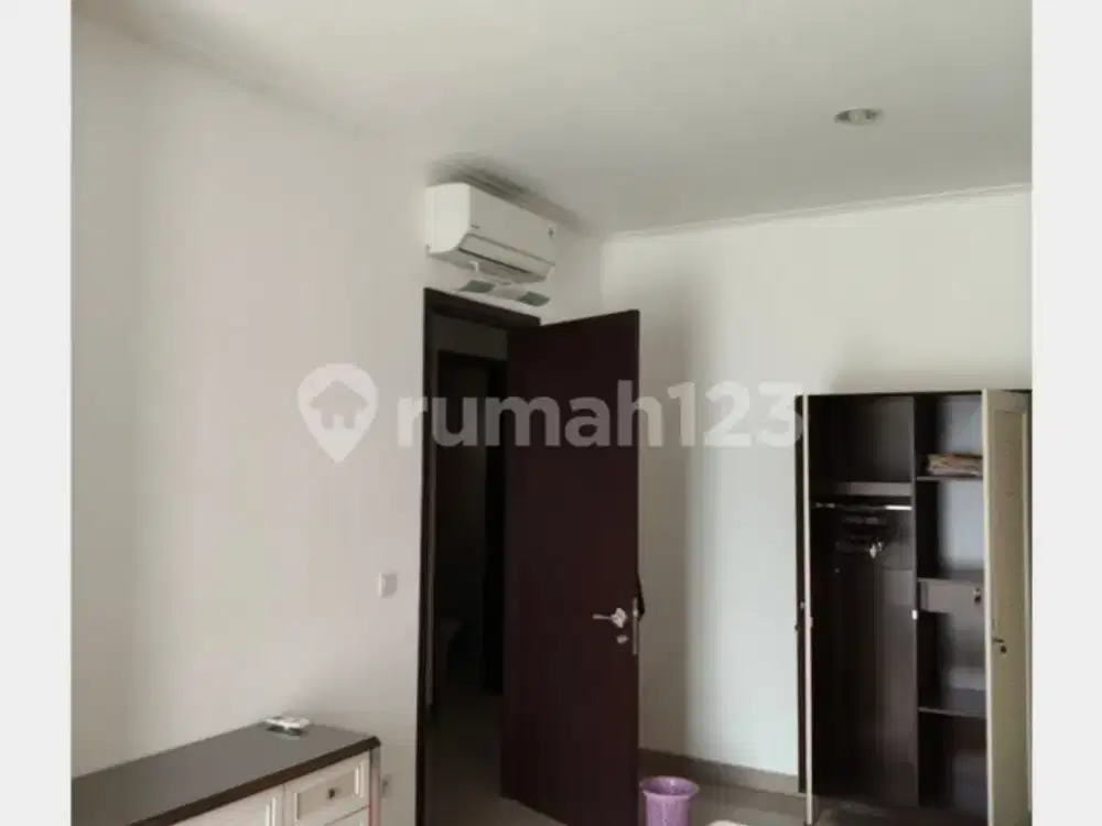 disewakan rumah furnished cluster Hawai PIK2