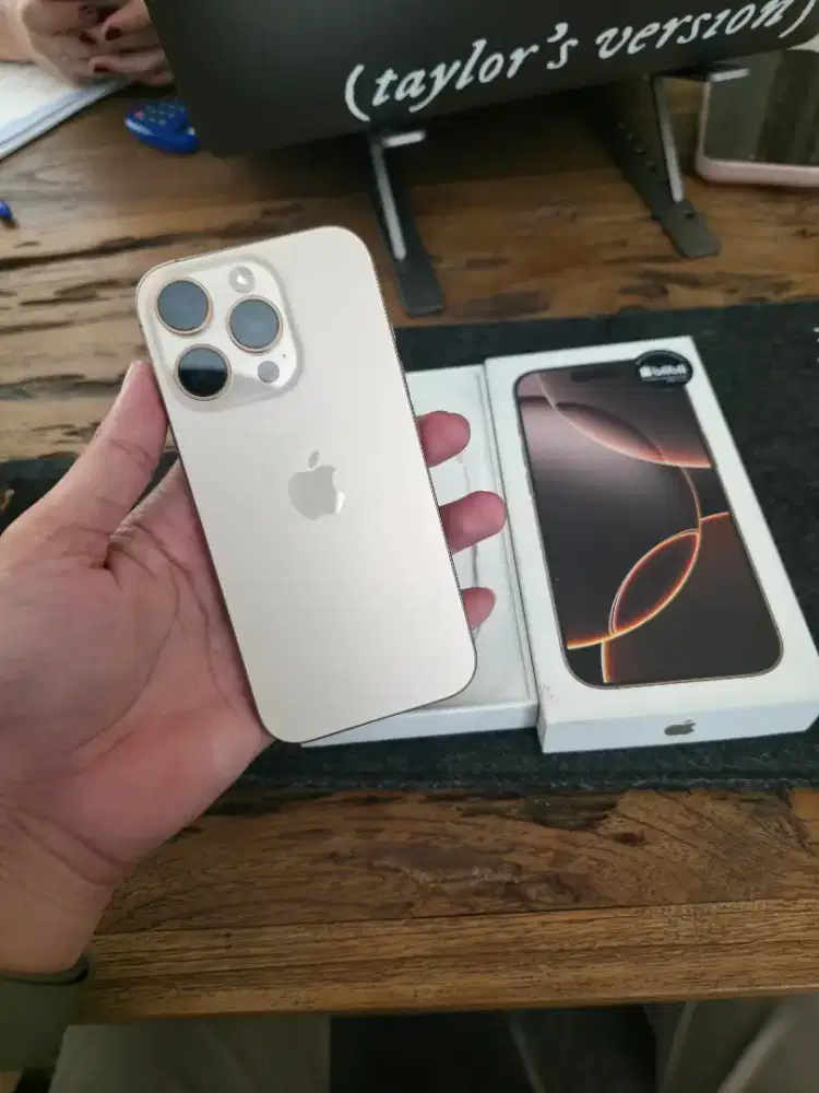 Iphone 16 pro 256gb GDN/blibli sejenis ibox minus dikit