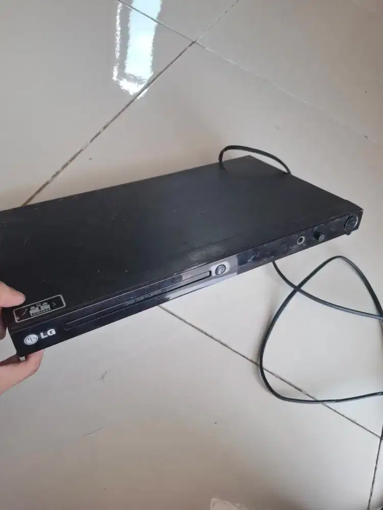 DVD Player LG - Kondisi nyala normal, tanpa remot