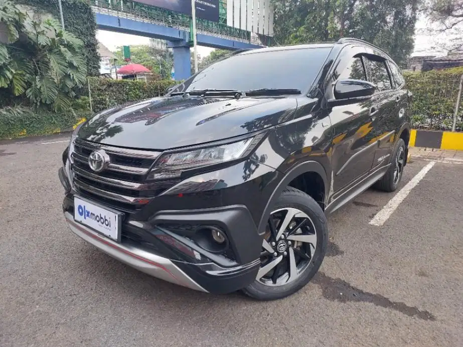 LOW DP Toyota Rush 1.5 TRD Sportivo Bensin-AT 2021 SRR