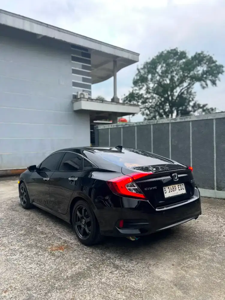 Civic turbo es kondisi istimewa