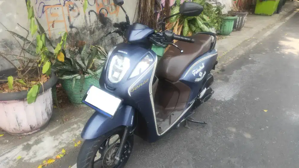 Dijual honda genio cbs iss fabulous tahun 2023 istimewa