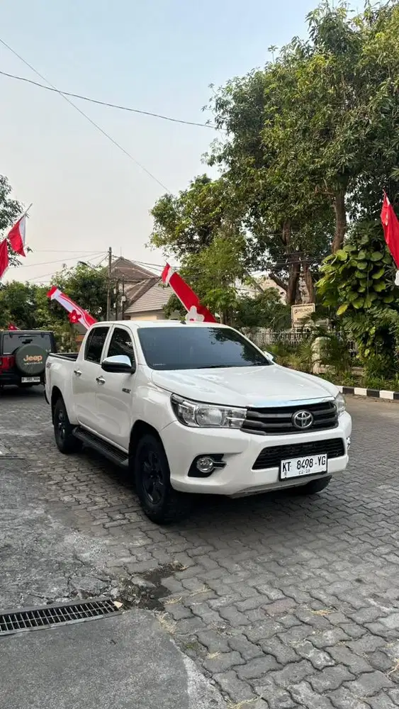Toyota Hilux E 2017 Double Cabin 4x4