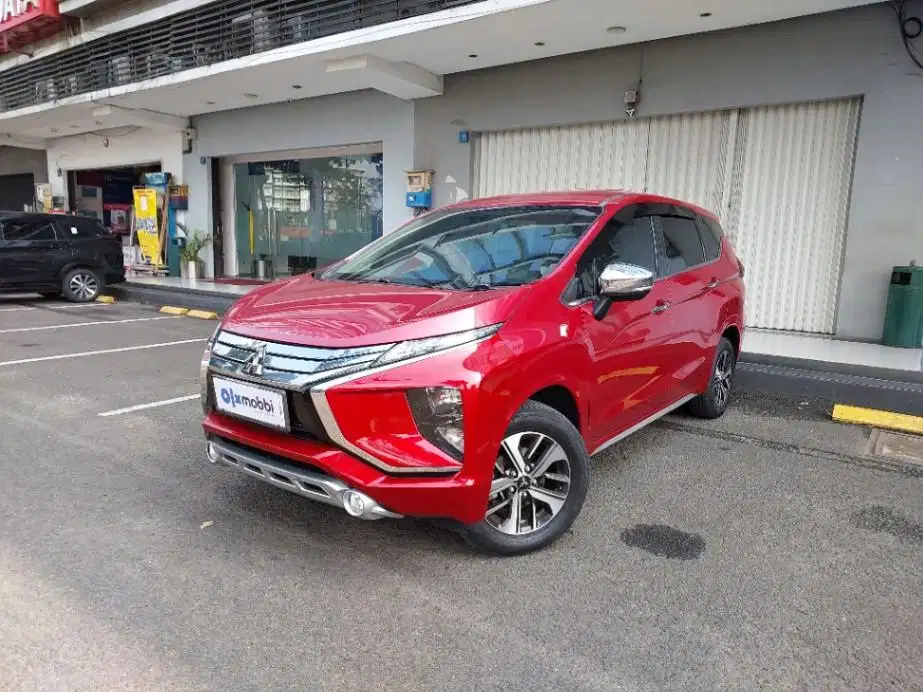 LOW DP Mitsubishi Xpander 1.5 Ultimate Bensin-AT 2019 JFA