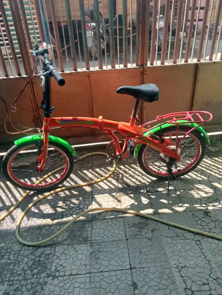 Sepeda lipat exotic