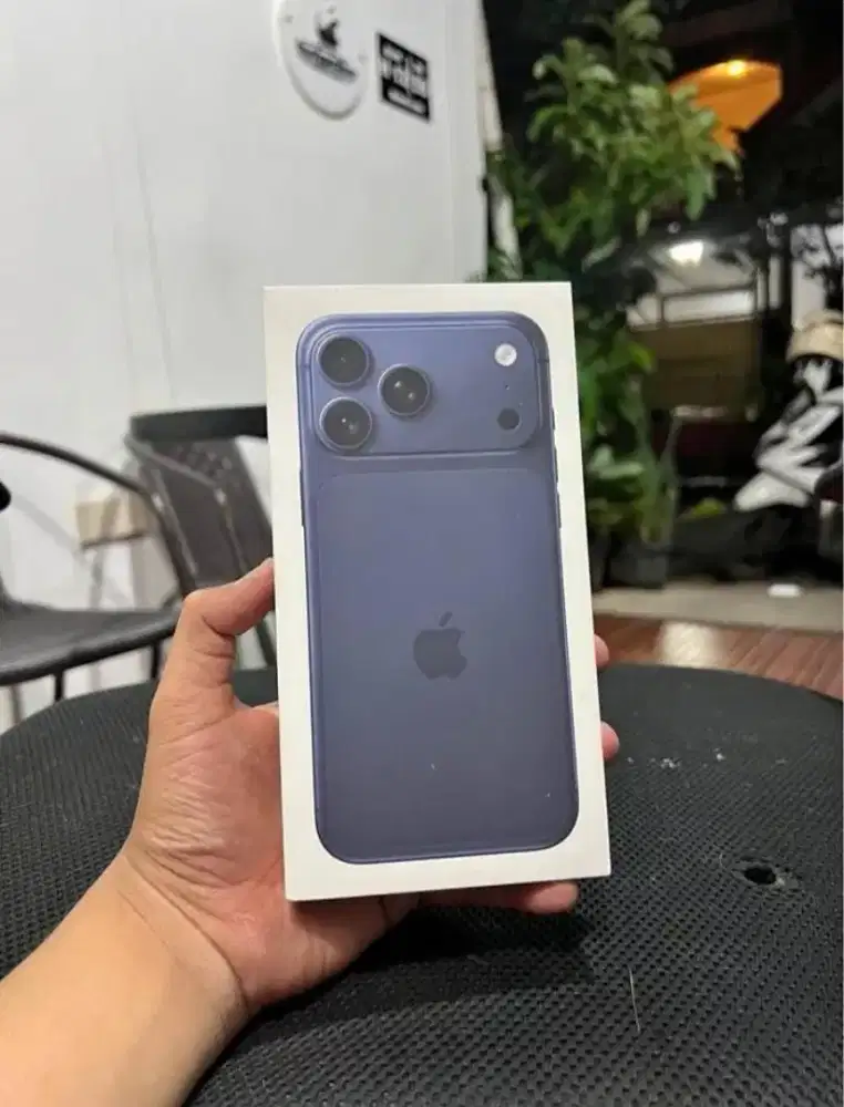 iPhone 17 promax 256gb BLUE