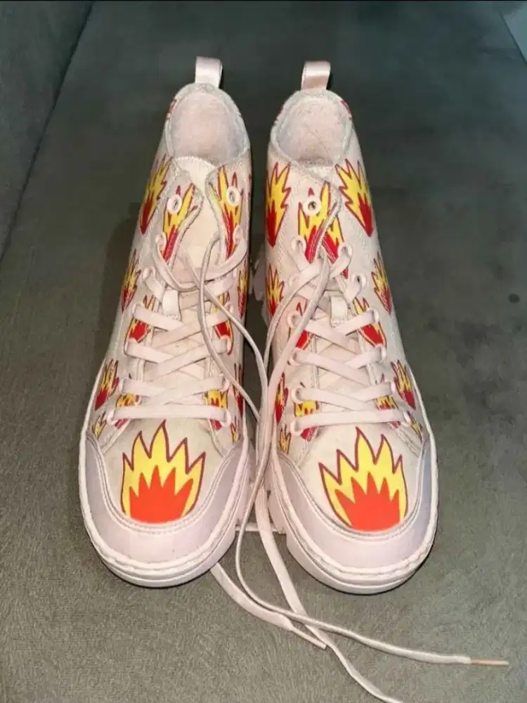 sepatu skechers second