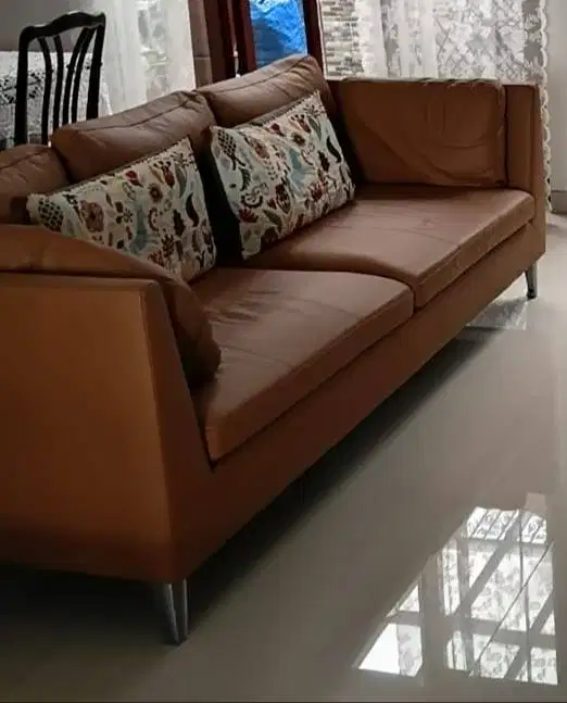 IKEA STOCKHOLM Sofa Kulit Asli 3 Seater - Cognac Brown - Terawat