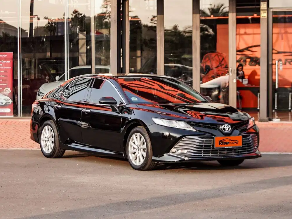 [BERGARANSI] TOYOTA CAMRY V 2.5 TAHUN 2020 HITAM GENAP INTERIOR HITAM