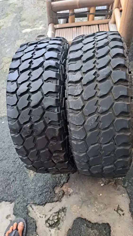 Ban 215 65 16 achilles desert hawk xmt r16