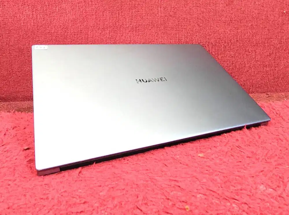 Laptop HUAWEI NBLB-WAX9N Core i3-10210U RAM 8GB SSD 256GB MALANG