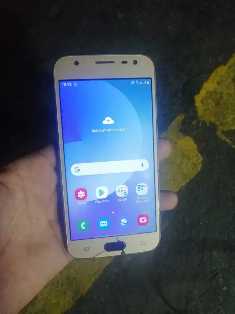 Samsung j3 pro RAM 2/16