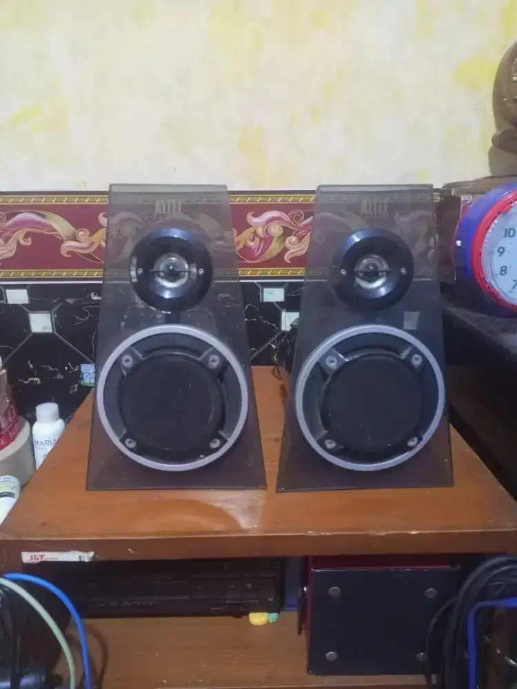Speaker satelit altec lansing