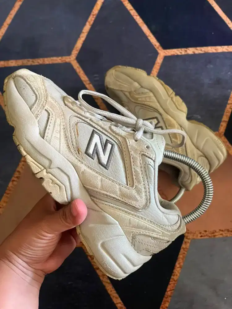 Sepatu New Balance