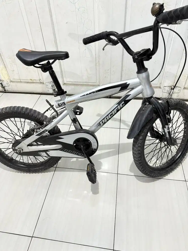 Jual sepeda anak merek Pasific super mulussss