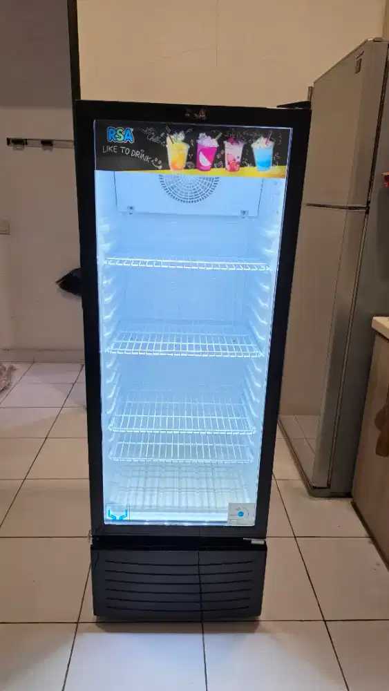 Kulkas Showcase RSA 240R
