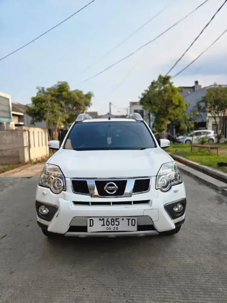 Xtrail 2.5 XTremer 2013 Matic
Pajak panjang surat2 lengkap
