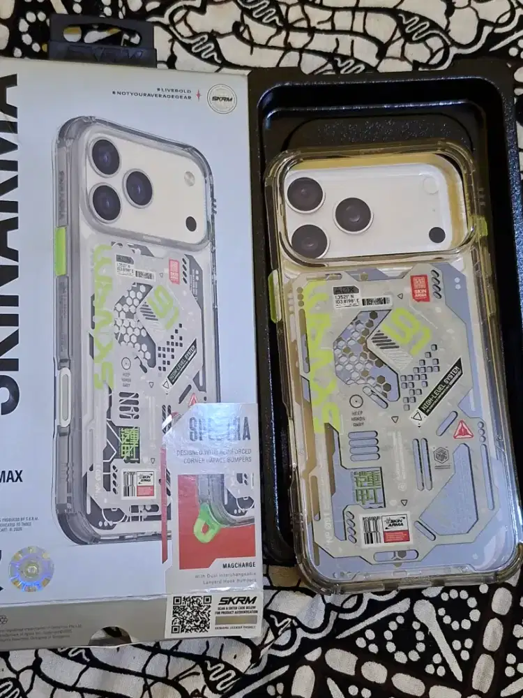 SKINARMA Case iphone 17 PROMAX Original SKInARMA masih baru NEW  ya