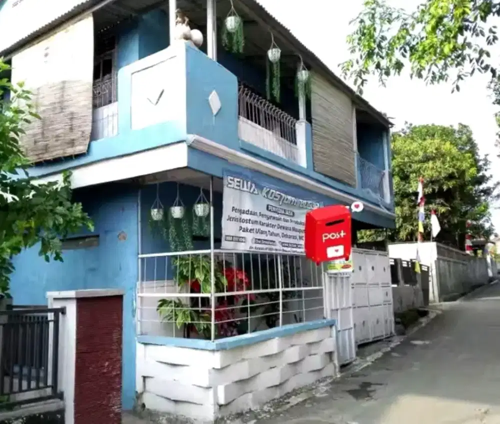 rumah murah garasi 2 lantai