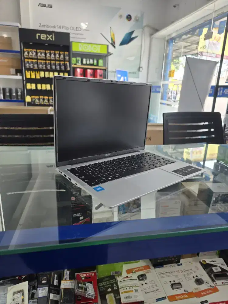 LAPTOP ACER CELERON N4500 RAM 8GB SSD 512GB