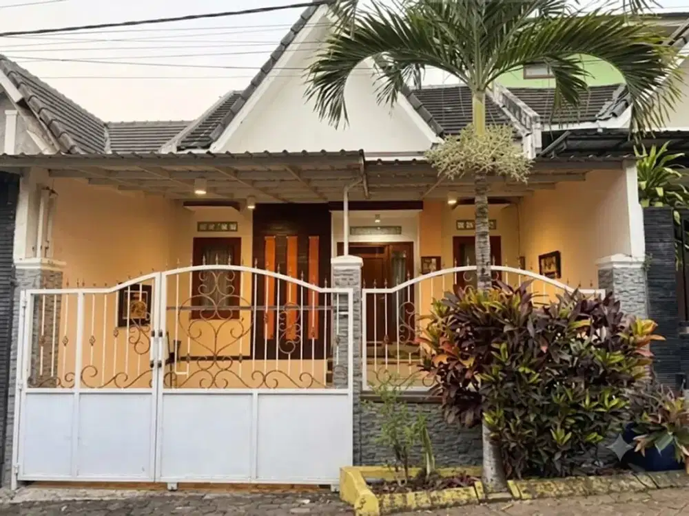 DIJUAL SEGERA Rumah Cantik Siap Huni Selangkah ke RS Baptis dan BNS Batu
