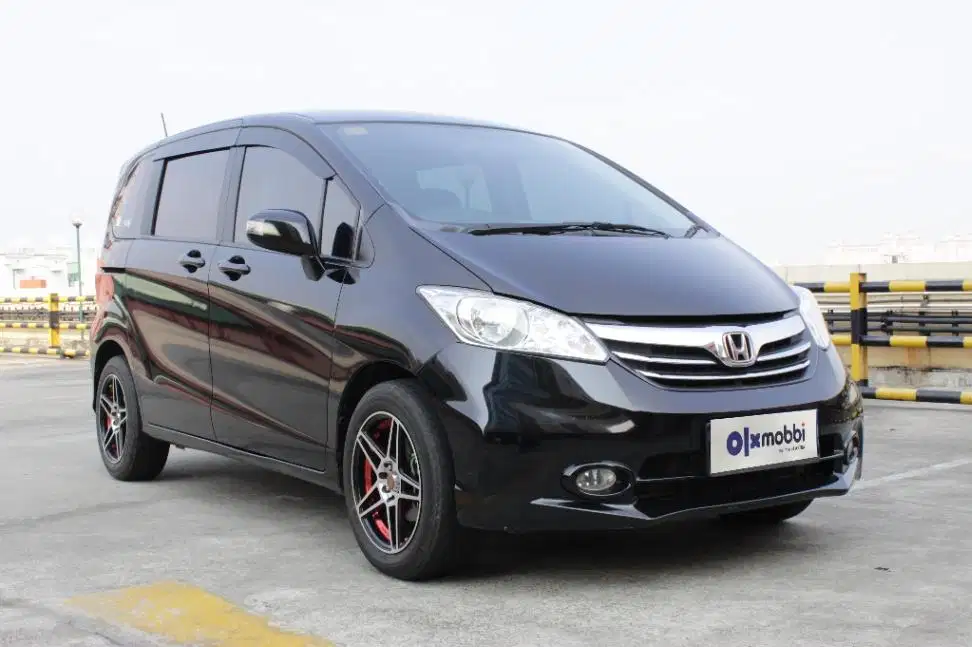 TDP 7, JT Honda Freed 1.5 S Bensin-AT Hitam 2014