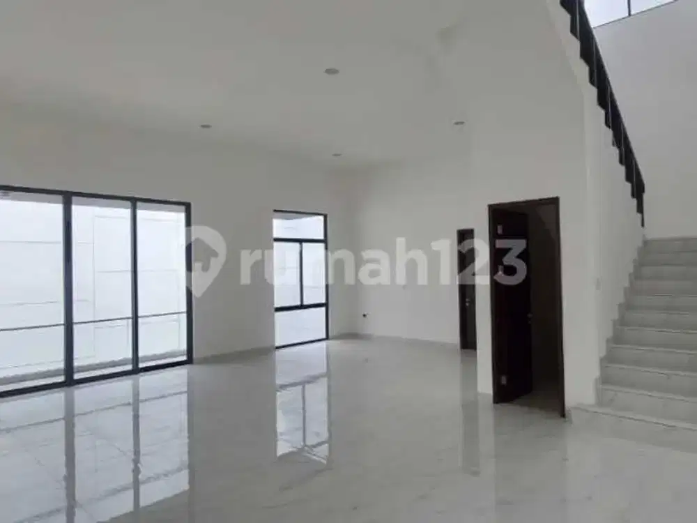 Disewakan Rumah Milenial Gede PIK2 Extension Luas 12x25 Kosongan