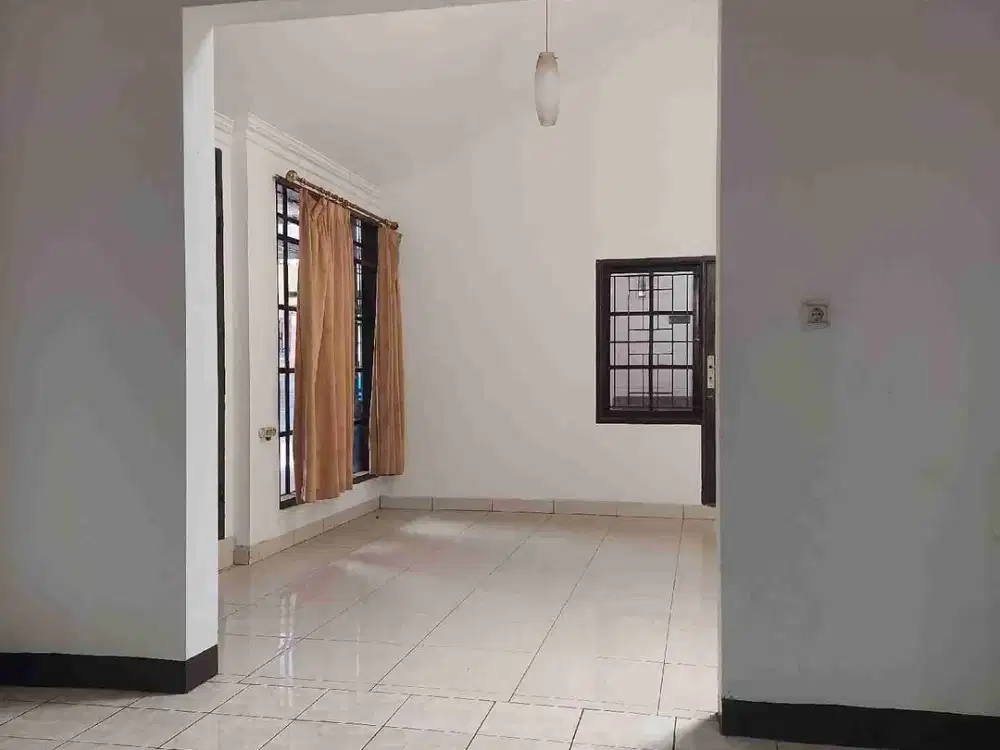 JALAN SUKAHAJI GEGERKALONG, 140M2, SHM, JUAL CEPAT KEPEPET BUTUH, HITUNG TANAH SAJA.