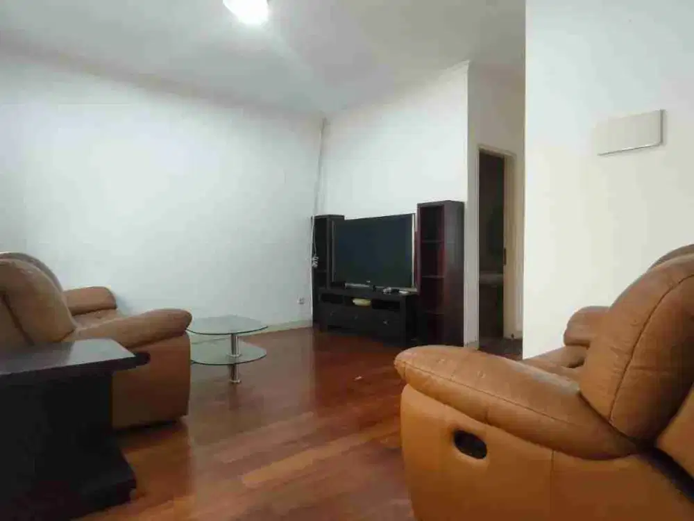 Disewakan Rumah Full Furnished di Gading Grande, Belakang Mal Kelapa Gading
