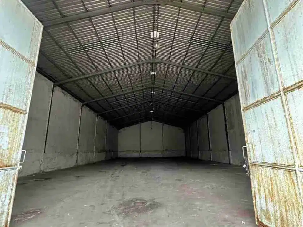 pergudangan manyar mas karimun gresik dekat pintu TOL dan pelabuhan gresik