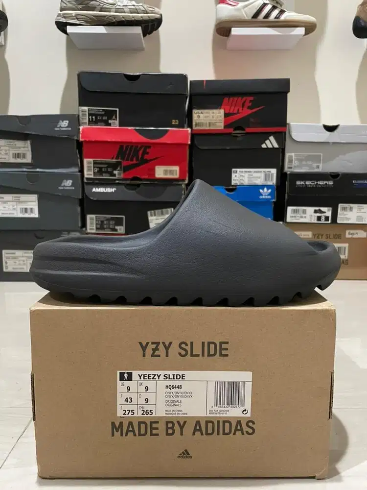 Adidas Yeezy Slide (Size 43) VNDS Original 100%