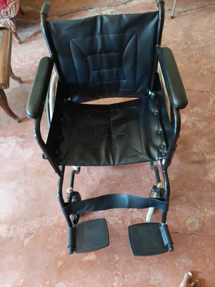 Jual kursi roda merk GEA