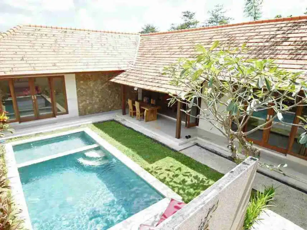 villa fully furnished 7 menit jalan kaki ke side walk